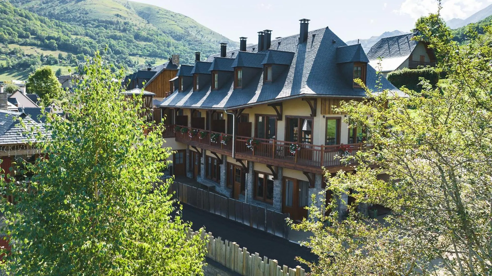 Les Hauts De Saint-Lary